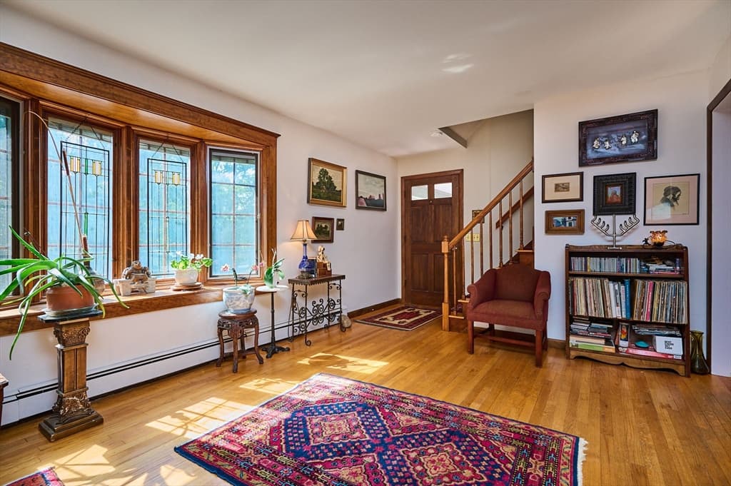 93 Arch St, Northampton MA 01053 photo 14