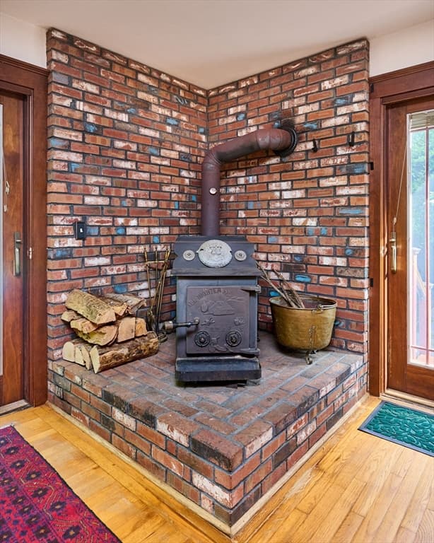 93 Arch St, Northampton MA 01053 photo 15
