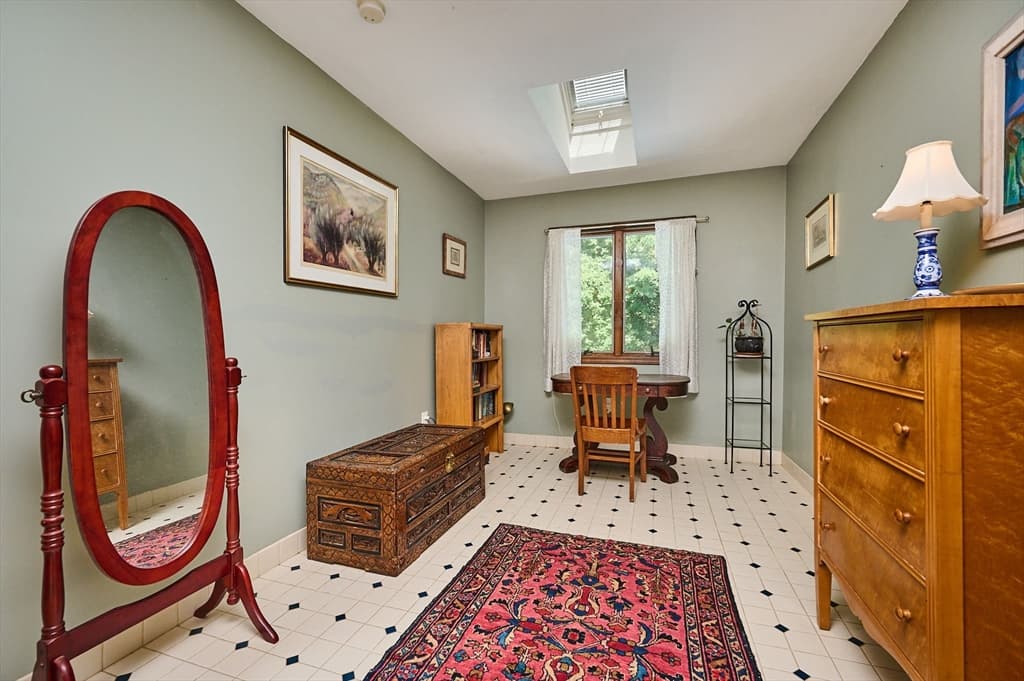 93 Arch St, Northampton MA 01053 photo 19