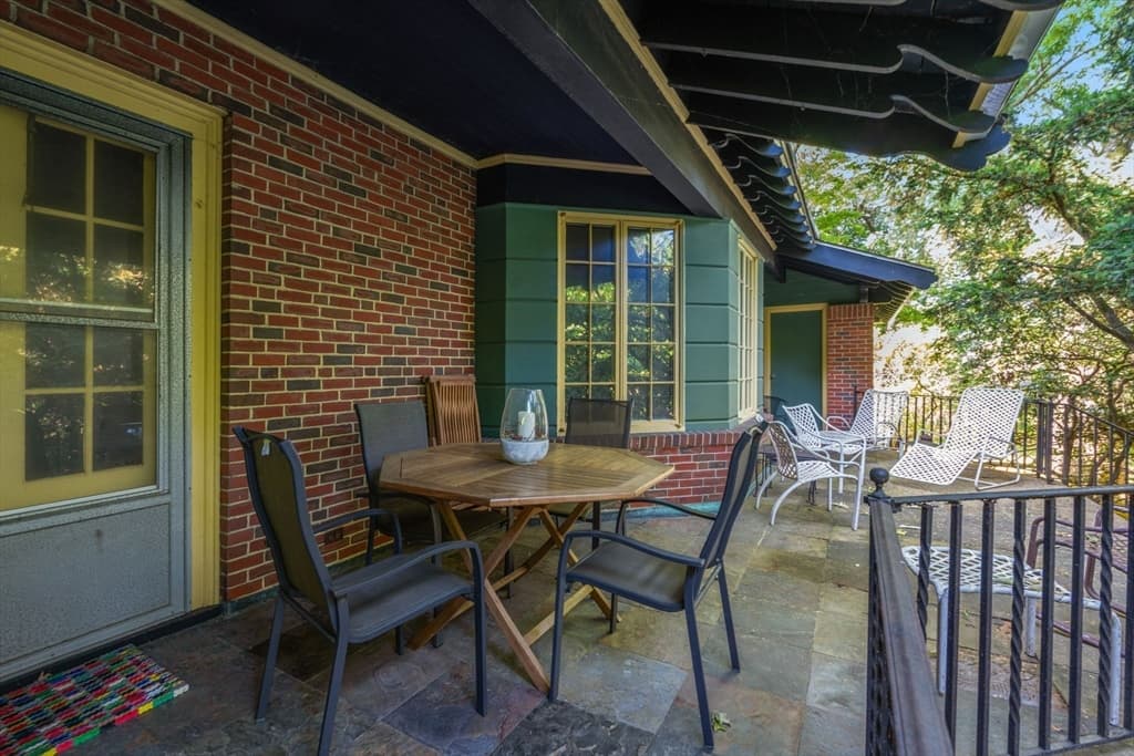 379 Central, Newton MA 02466 photo 23