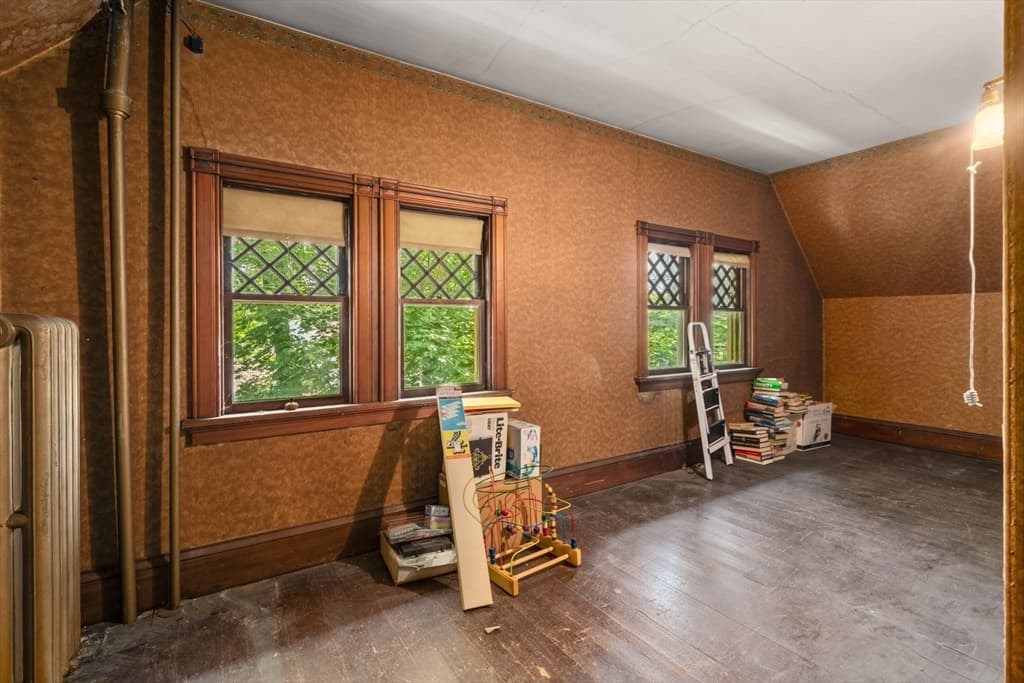 379 Central, Newton MA 02466 photo 22