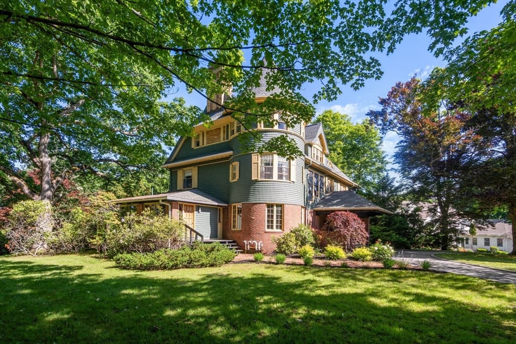 379 Central, Newton MA 02466 photo 24