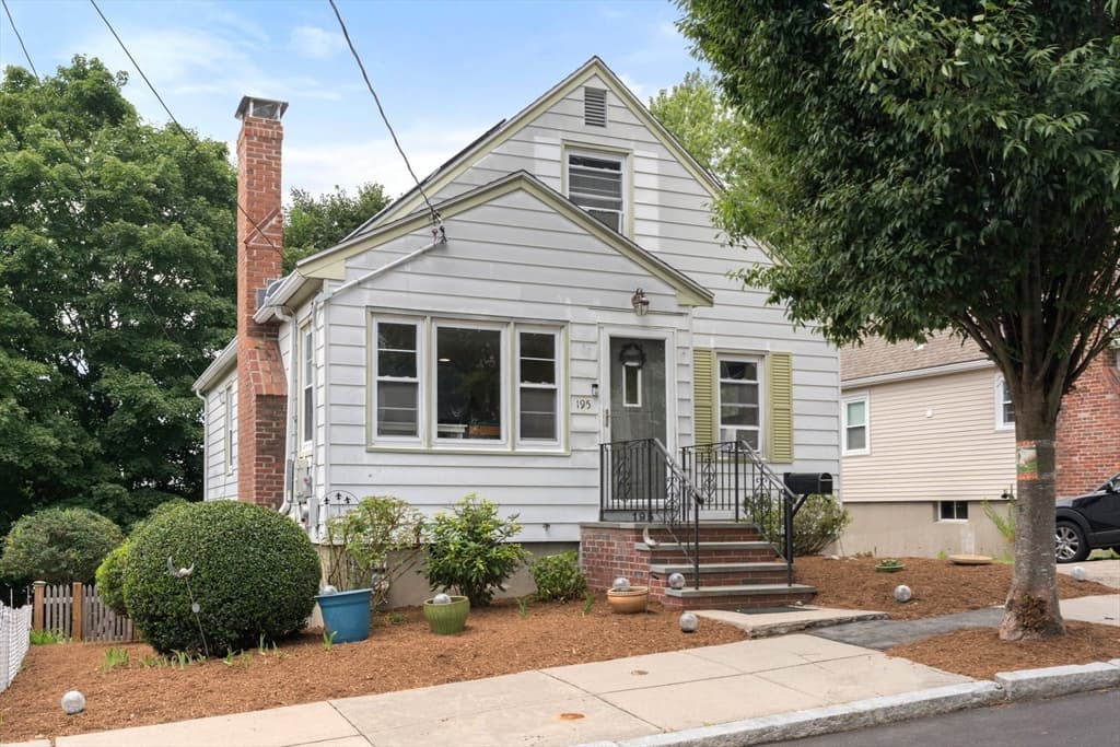 195 Glenellen Rd, Boston MA 02132 photo 23