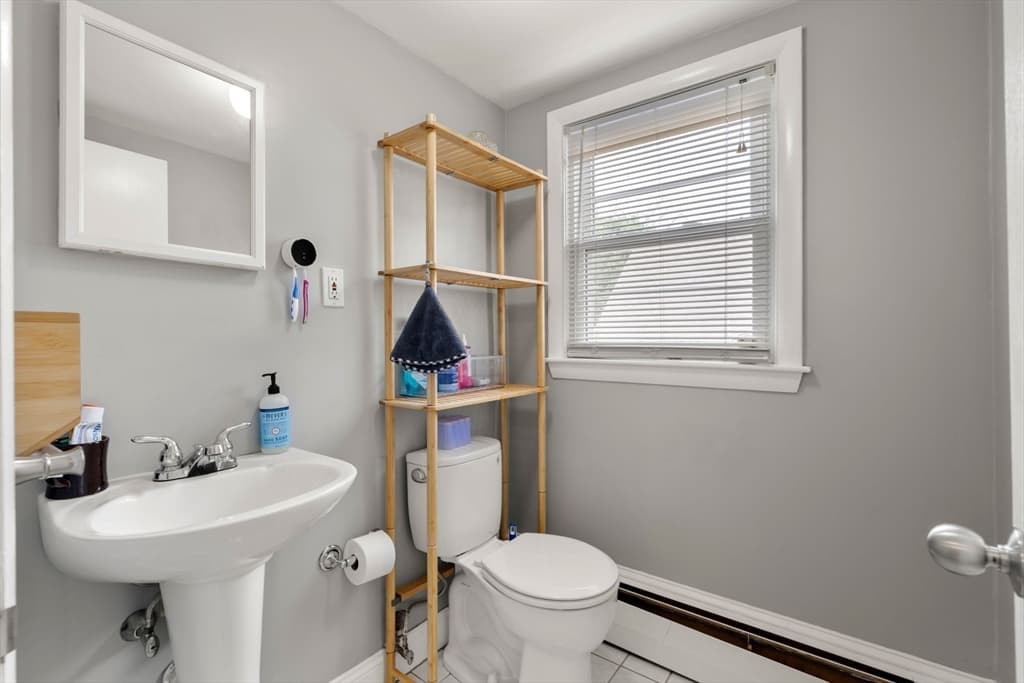 195 Glenellen Rd, Boston MA 02132 photo 15