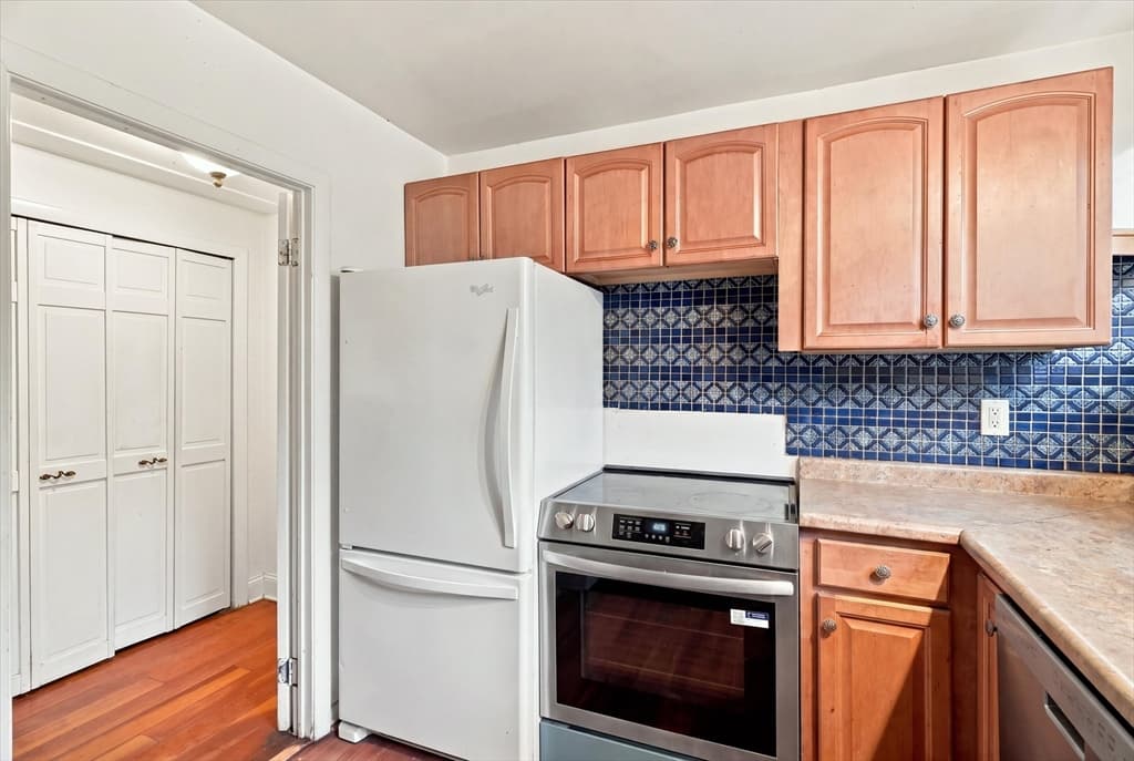 Condominium at 3 Longwood Dr # 103, Andover MA 01810, Andover, photo 9 of 29