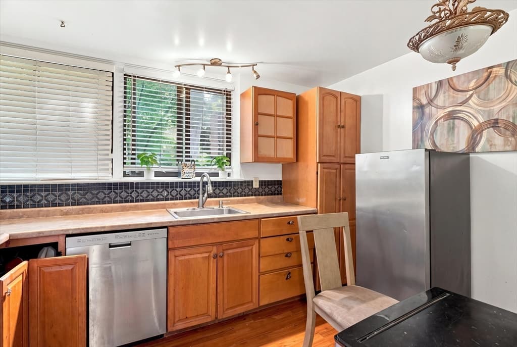 Condominium at 3 Longwood Dr # 103, Andover MA 01810, Andover, photo 8 of 29