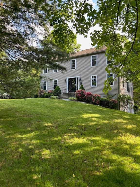 73 Maynard St, Northborough MA 01532 photo 2