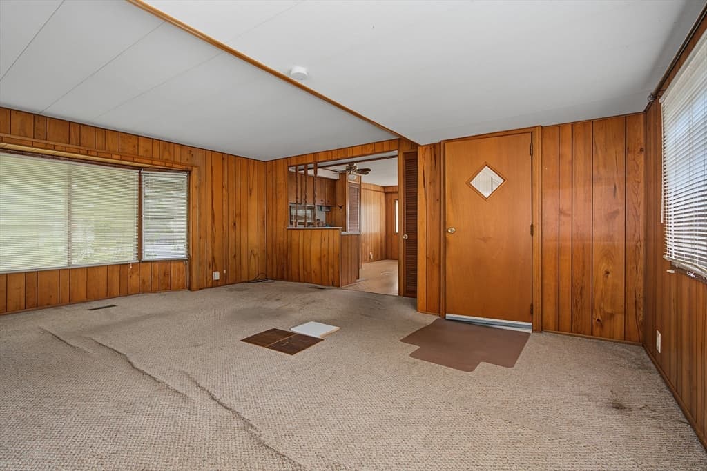 121 Mayflower Ave, Taunton MA 02780 photo 6