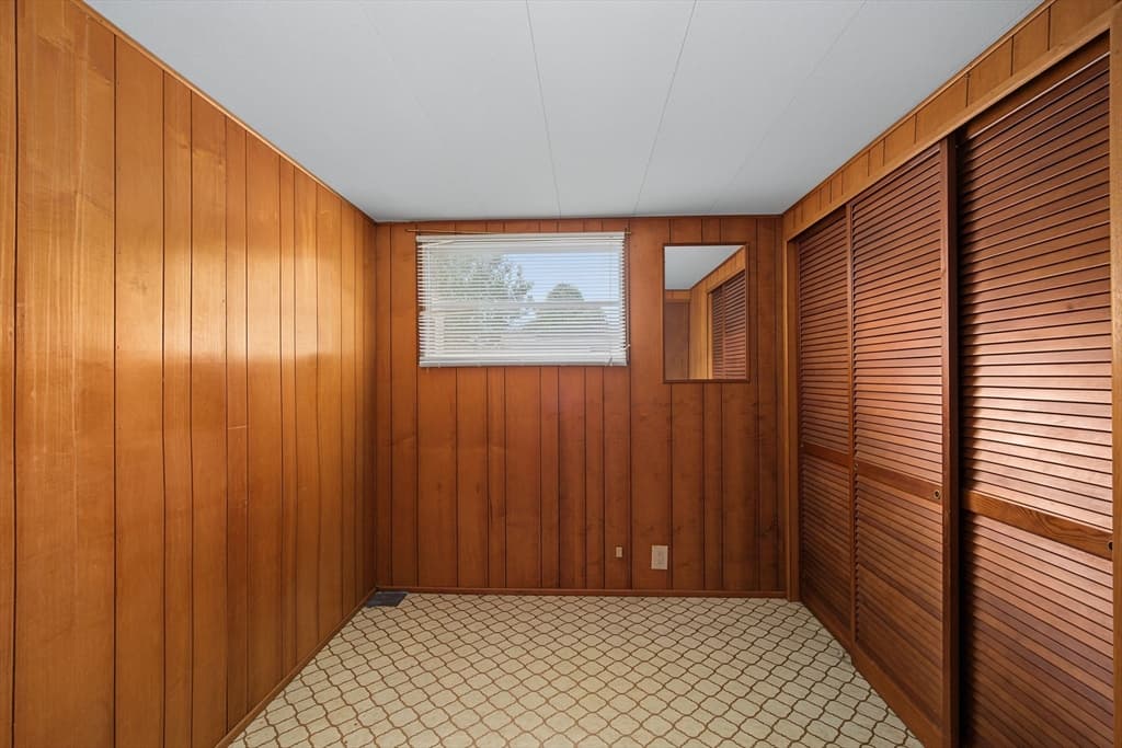 121 Mayflower Ave, Taunton MA 02780 photo 13