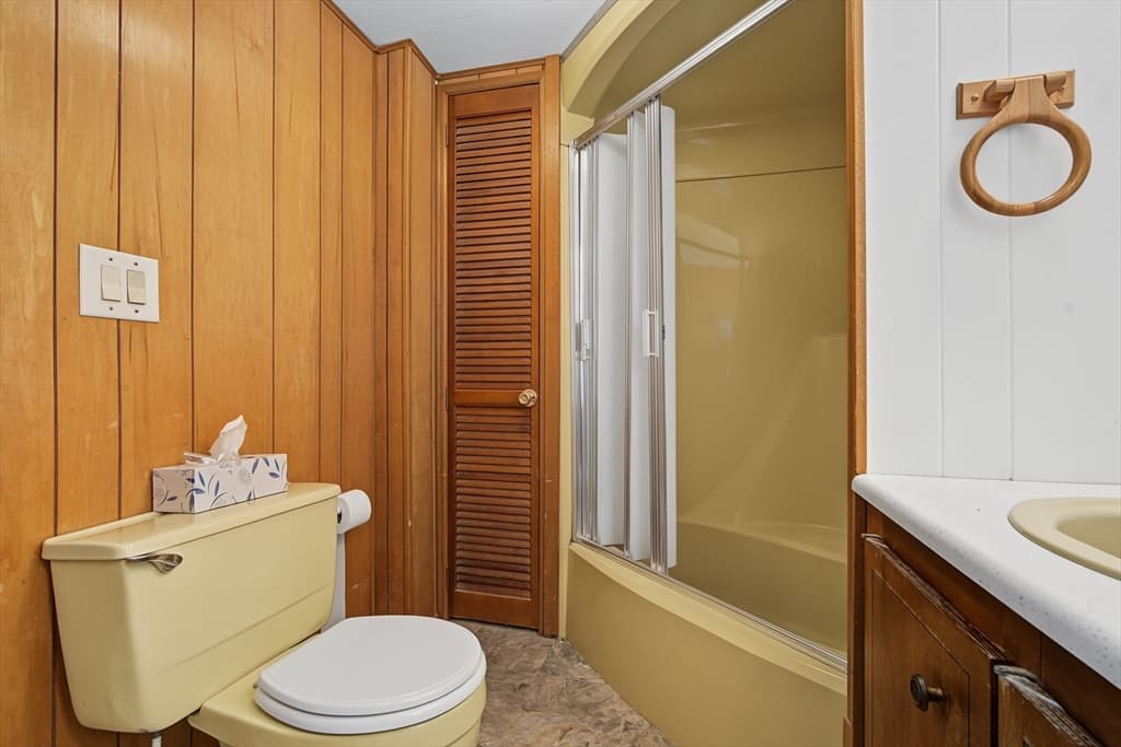 121 Mayflower Ave, Taunton MA 02780 photo 18