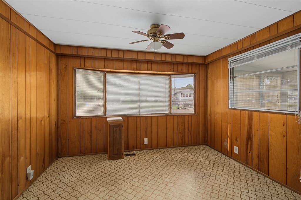 121 Mayflower Ave, Taunton MA 02780 photo 11