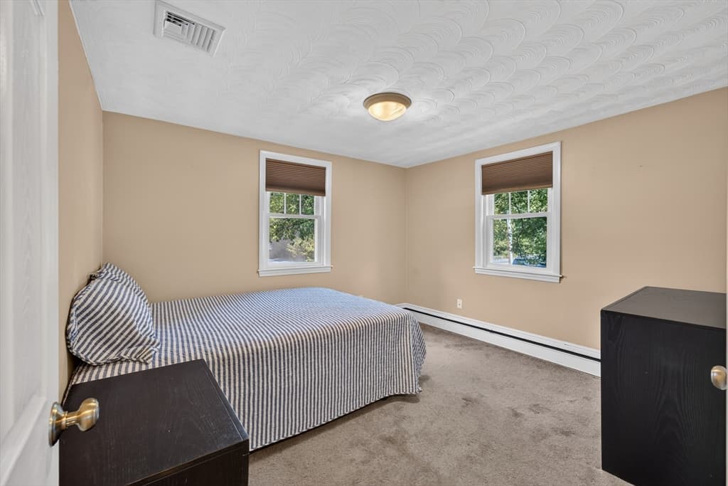 462 Chestnut St, Needham MA 02492 photo 27