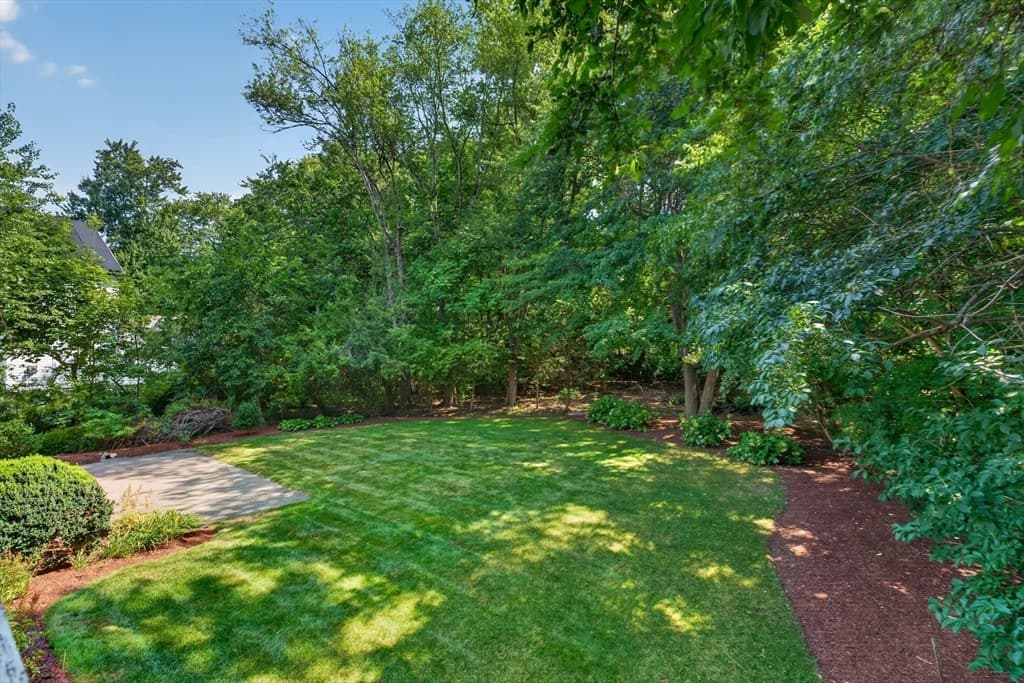 462 Chestnut St, Needham MA 02492 photo 9