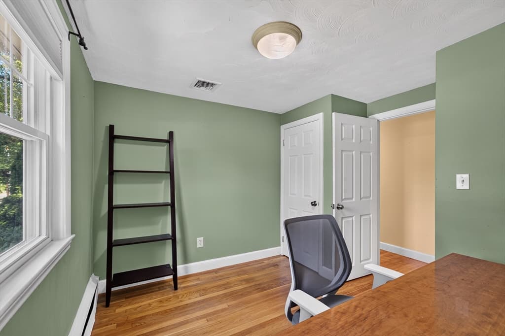462 Chestnut St, Needham MA 02492 photo 25