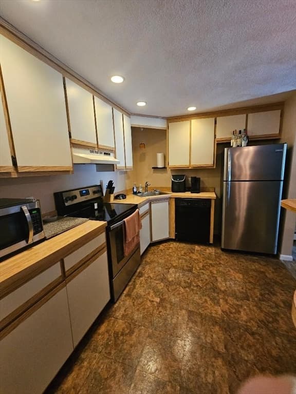 22 Casablanca Ct # 22, Haverhill MA 01832 photo 8