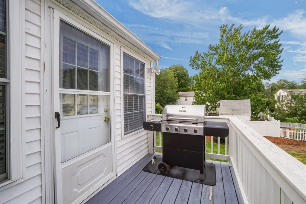 25 Jionzo Rd, Milford MA 01757 photo 34