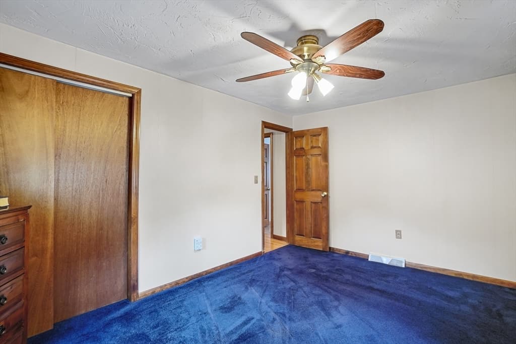 25 Jionzo Rd, Milford MA 01757 photo 18