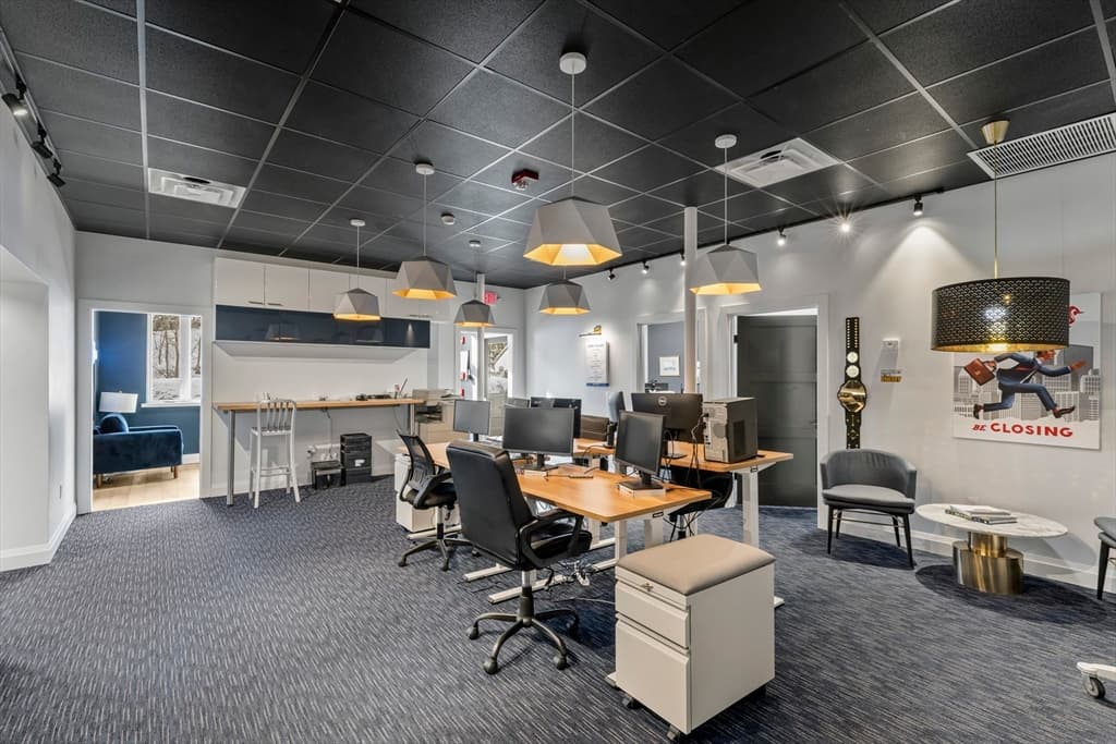 150 E Central St, Natick MA 01760