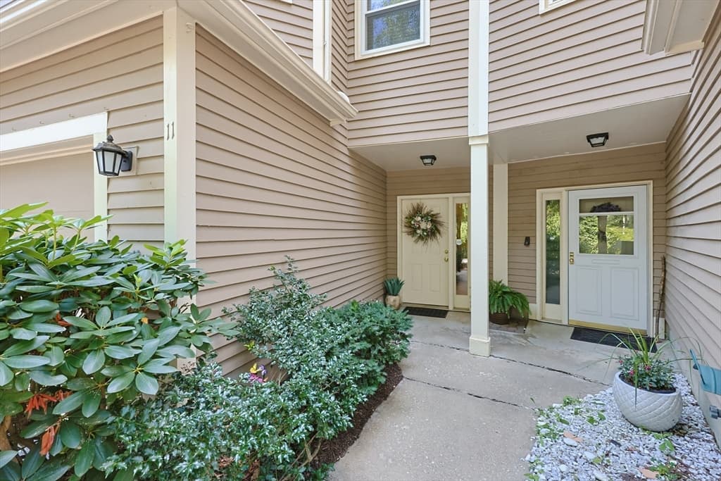 Condominium at 168 Upton St # 11, Grafton MA 01519, Grafton, photo 2 of 28