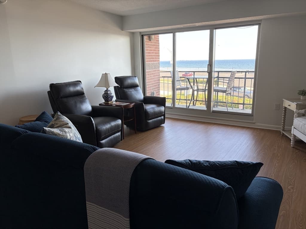 121 Nantasket Ave # 208, Hull MA 02045 photo 8