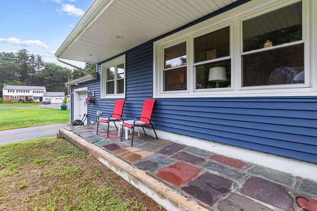 3 Grant Rd, Easton MA 02375 photo 7