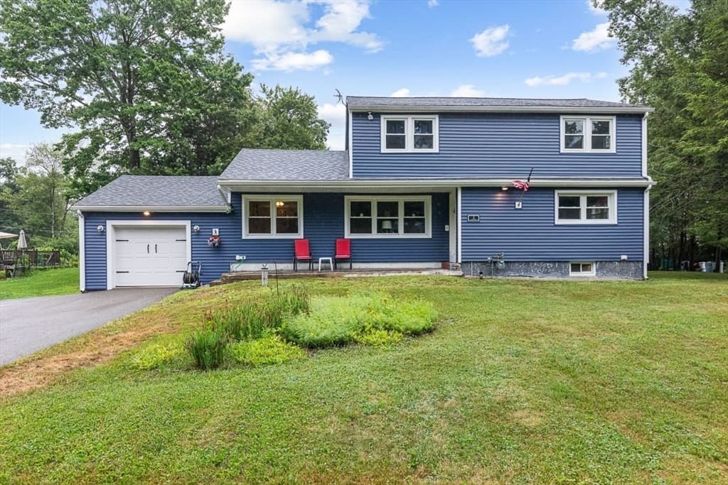 3 Grant Rd, Easton MA 02375 photo 4