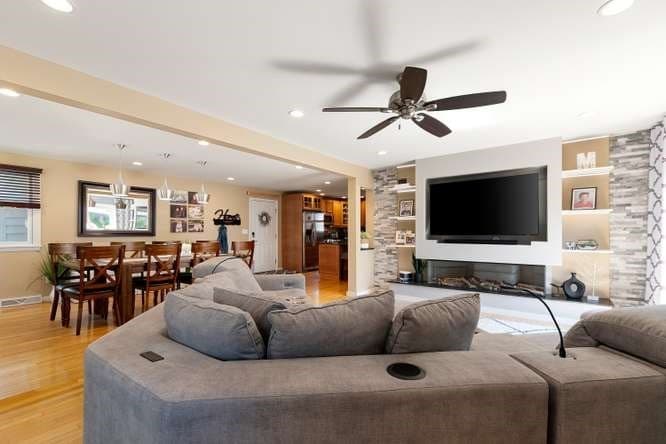 Single Family Residence at 40 Hillside Ave, Beverly MA 01915, Beverly, photo 7 of 42