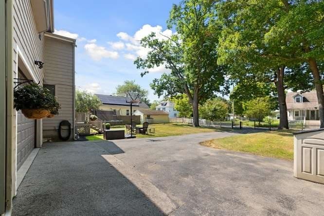 Single Family Residence at 40 Hillside Ave, Beverly MA 01915, Beverly, photo 3 of 42