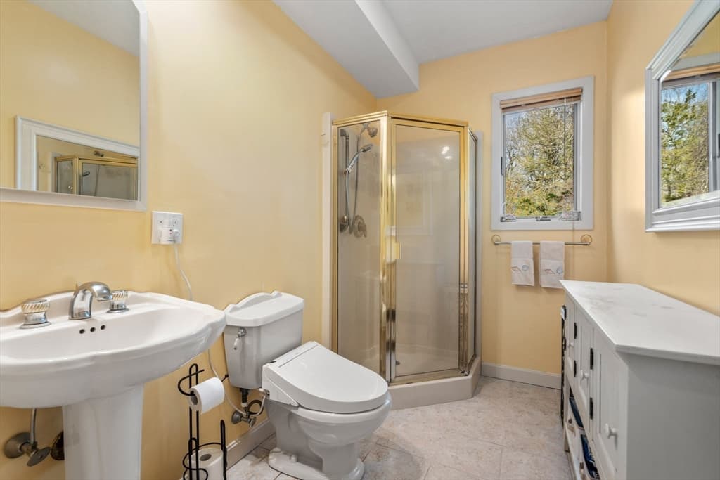 16 Wadsworth Ln, Dartmouth MA 02748 photo 21