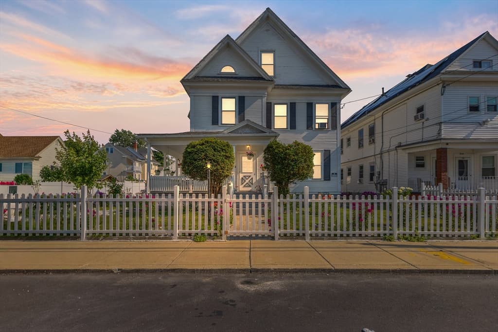 16 Logan St, Lawrence MA 01841
