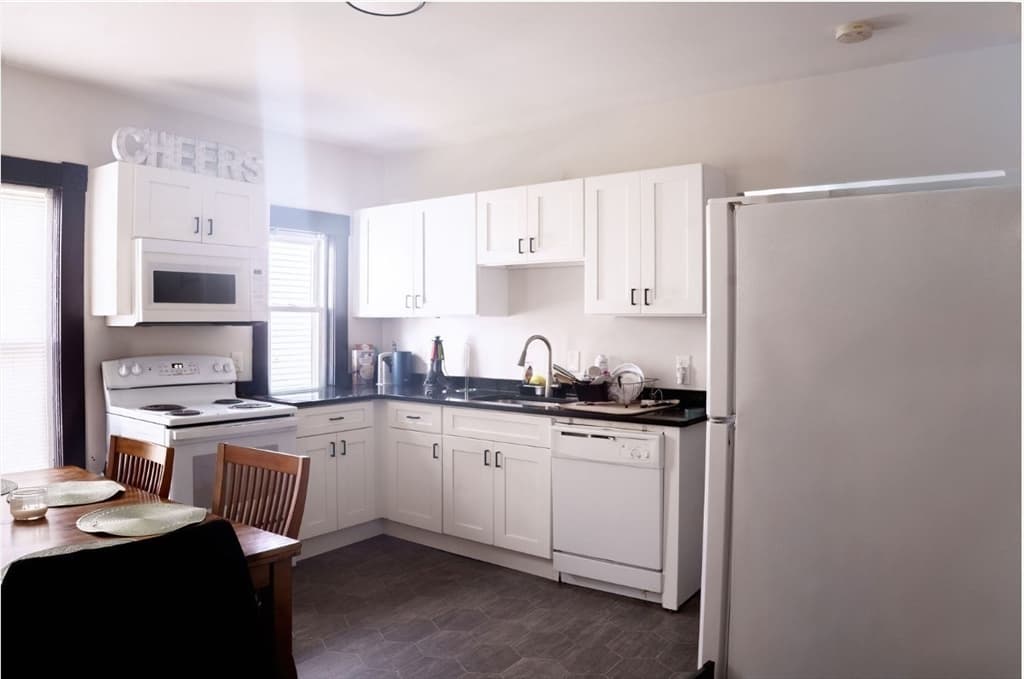 18 Knowlton St, Gardner MA 01440 photo 4