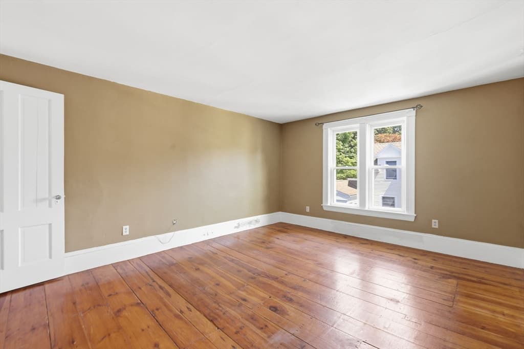 16 Collins St, Newburyport MA 01950 photo 16