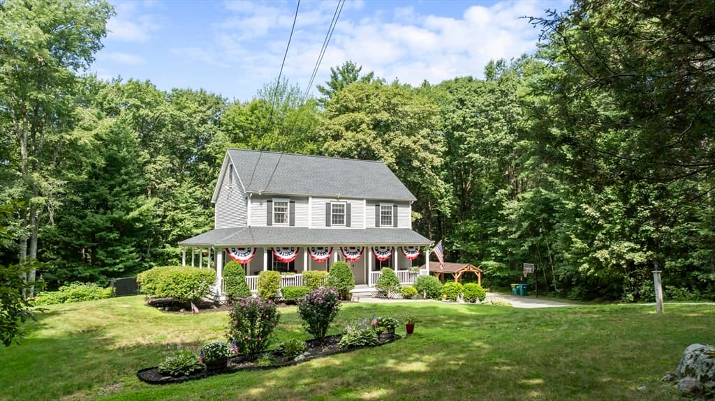 115 Butterworth Rd, Barre MA 01005 photo 2