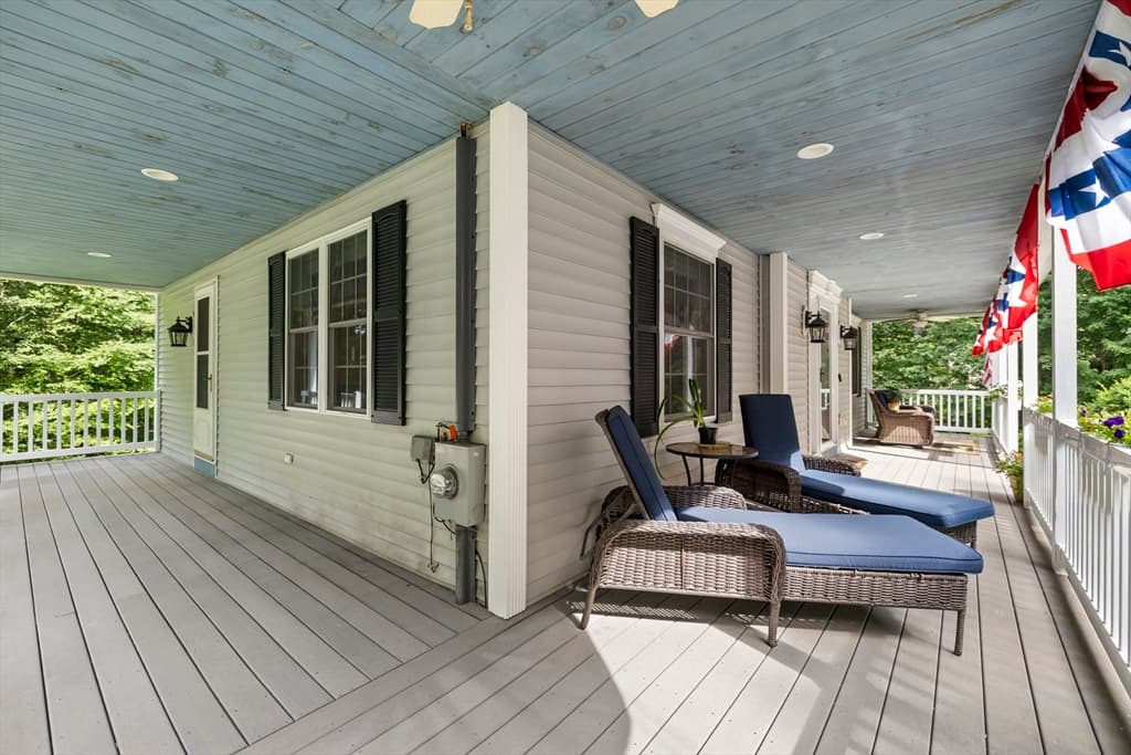 115 Butterworth Rd, Barre MA 01005 photo 5
