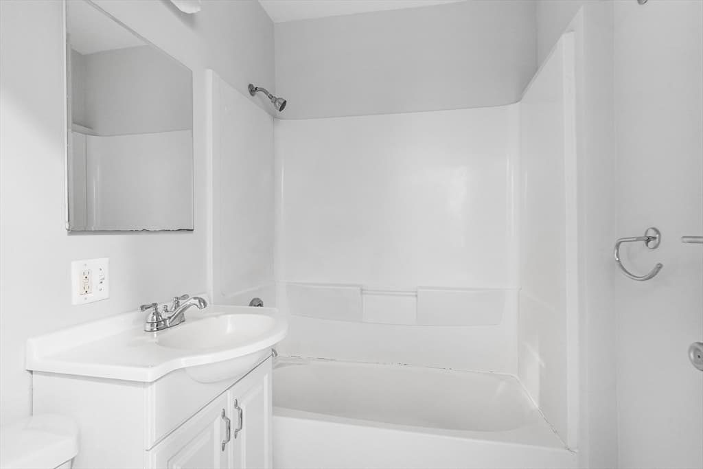 46 Adams St # D6, Boston MA 02122 photo 12