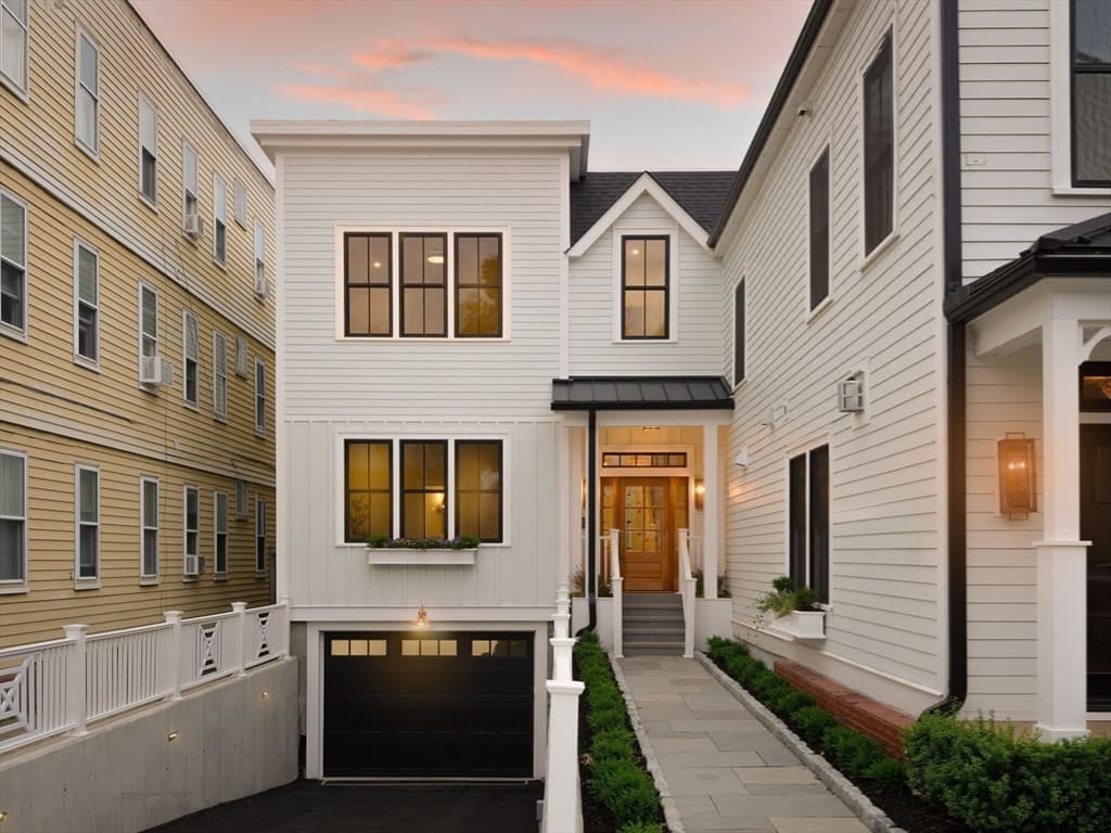 847 E 5th St, Boston MA 02127 photo 24