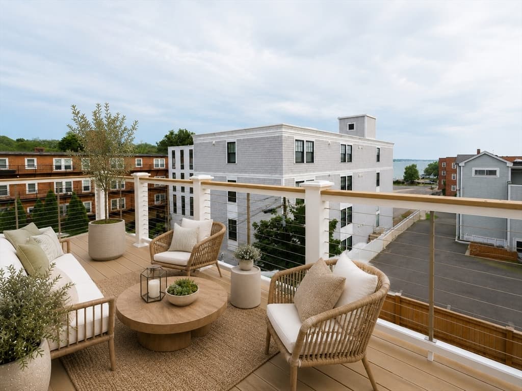 847 E 5th St, Boston MA 02127 photo 18