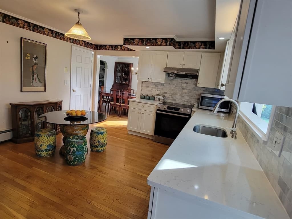 85 Faxon Park Rd, Quincy MA 02169 photo 8
