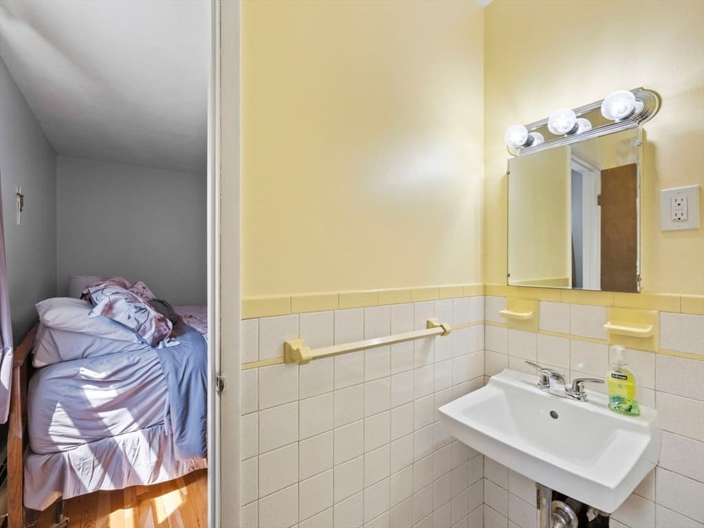 170 Verona St, Lynn MA 01904 photo 22