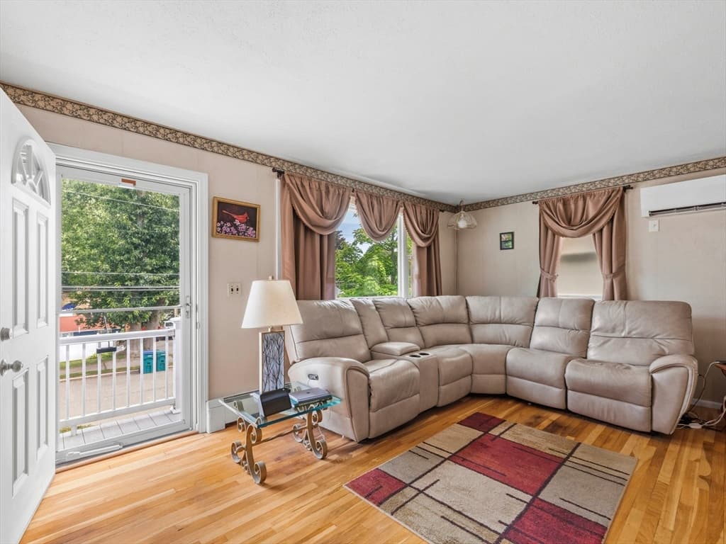 170 Verona St, Lynn MA 01904 photo 4