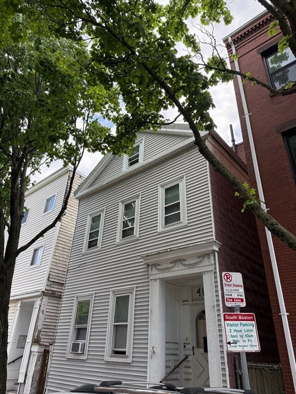 401 W 4th St, Boston MA 02127 photo 2