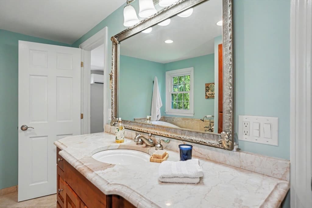 130 Edinboro Street, Marlborough MA 01752 photo 18
