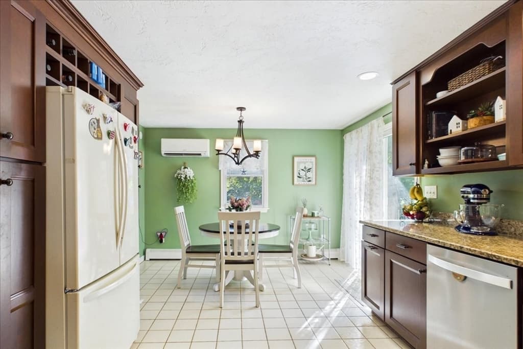 34 Skylark Ave, Plymouth MA 02360 photo 11