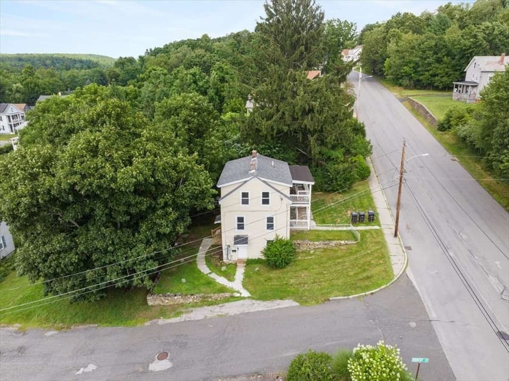165 Pleasant St., Southbridge MA 01604 photo 8