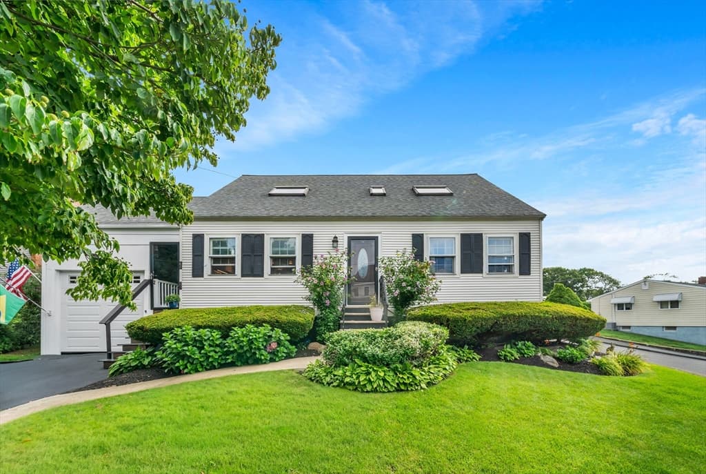 2 Durkin Rd, Salem MA 01970