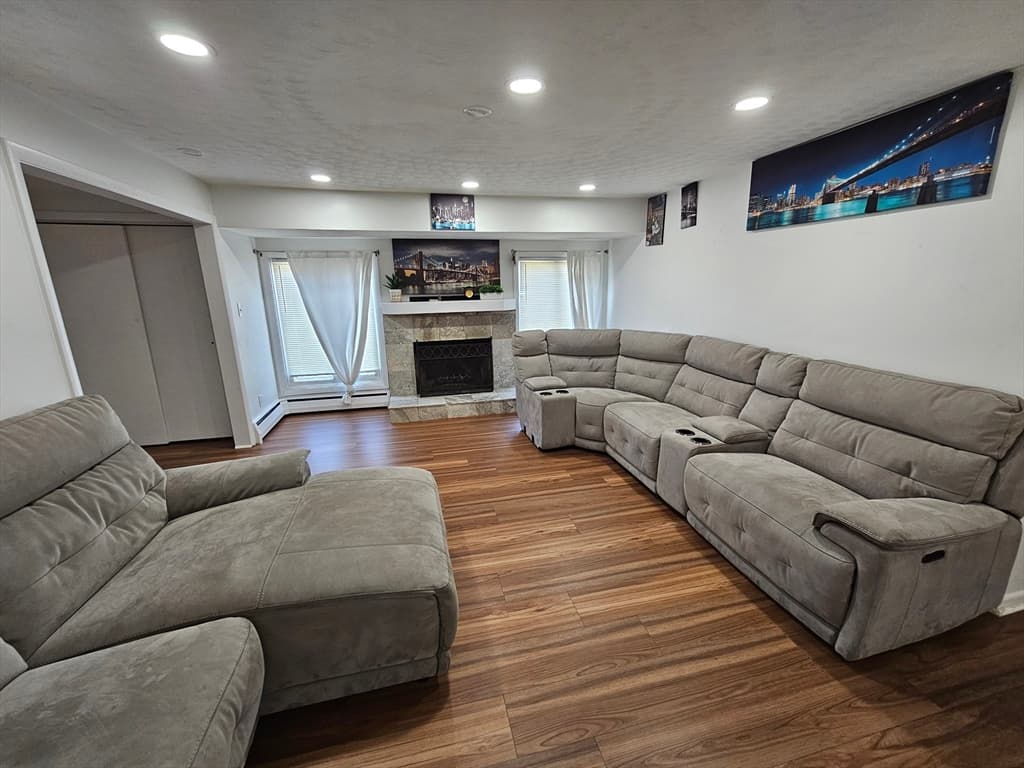 10 Marmion Ave, Worcester MA 01606 photo 9