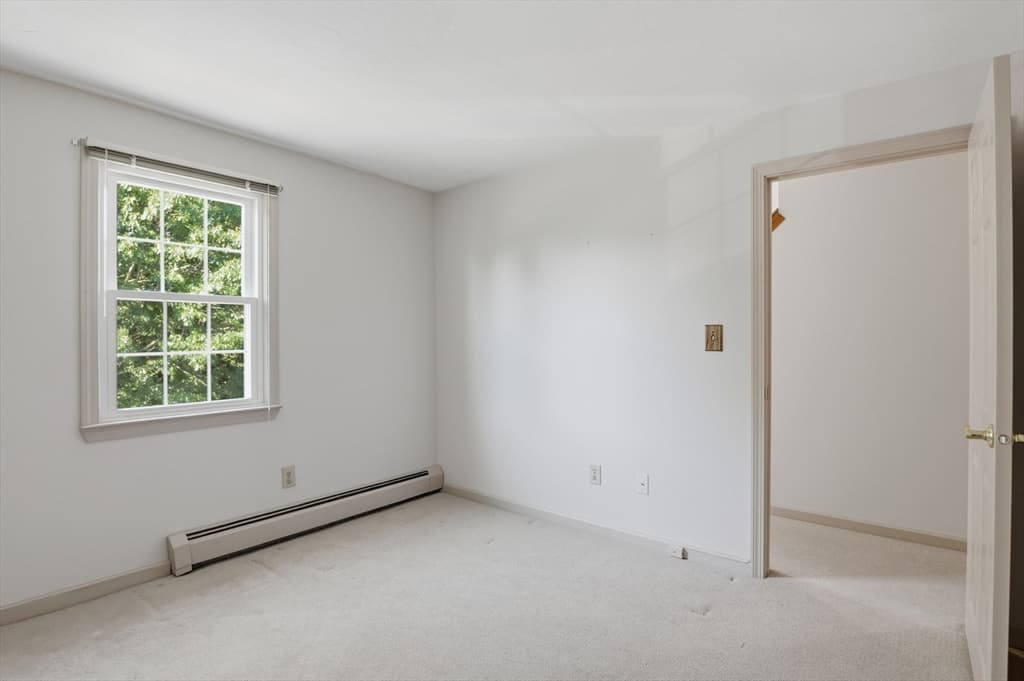 Condominium at 5 Tuck Farm Road # 4, Auburn MA 01501, Auburn, photo 17 of 29