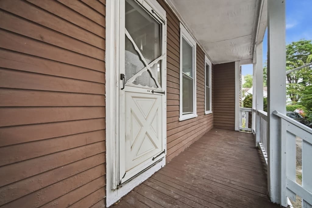 26 Hebron St, Springfield MA 01107 photo 22
