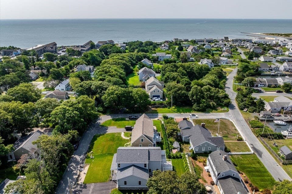 Single Family Residence at 29 Parkers Neck Road, Yarmouth MA 02664, Yarmouth, photo 2 of 38