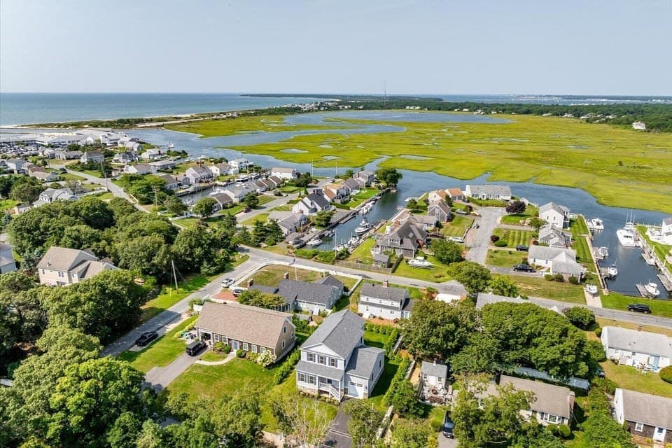 Single Family Residence at 29 Parkers Neck Road, Yarmouth MA 02664, Yarmouth, photo 34 of 38